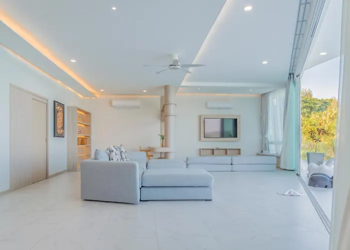 Replay Pool Villa