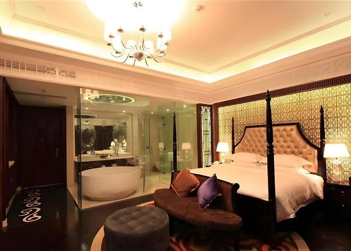 Eden Club House