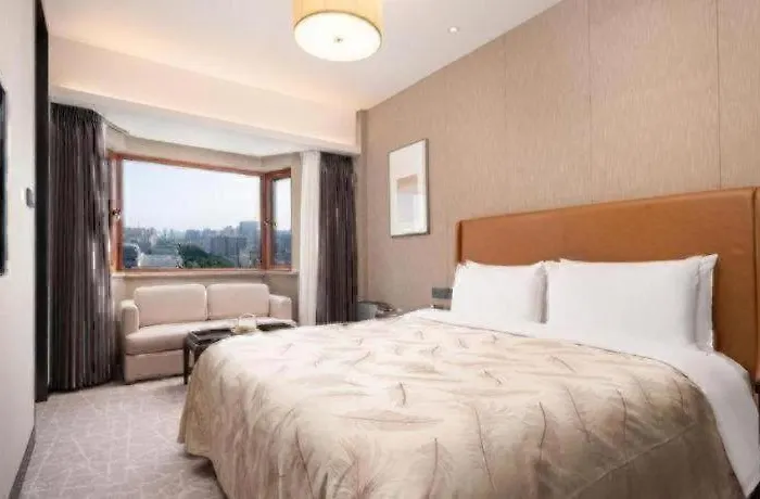 Shijiazhuang International Building Hotel