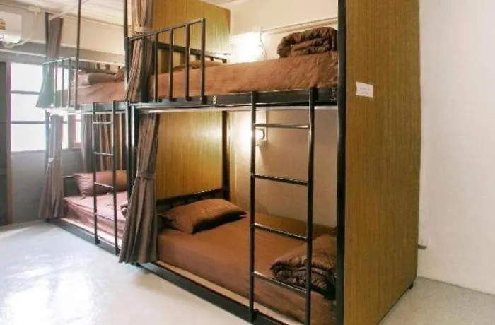 OYO 723 Lamphun Hostel