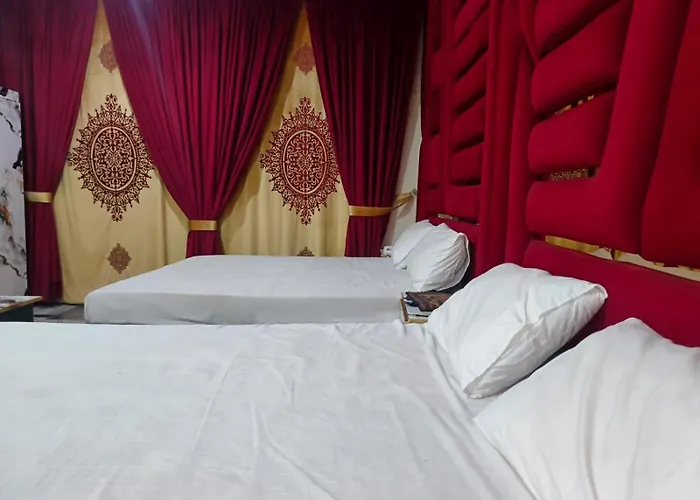 New Moon Soon Hotel
