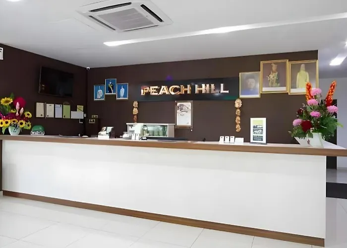 Peach Hill Hotel & Cafe