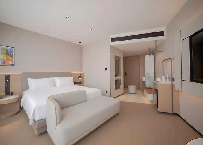 Holiday Inn Express Shanghai On The Bund By Ihg