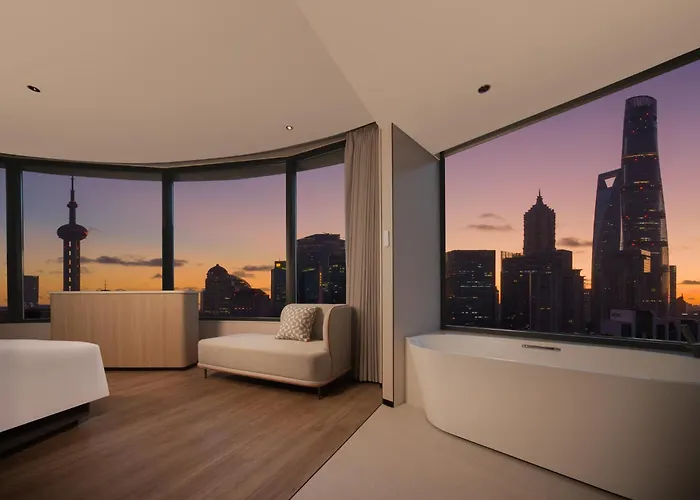 Holiday Inn Express Shanghai On The Bund By Ihg