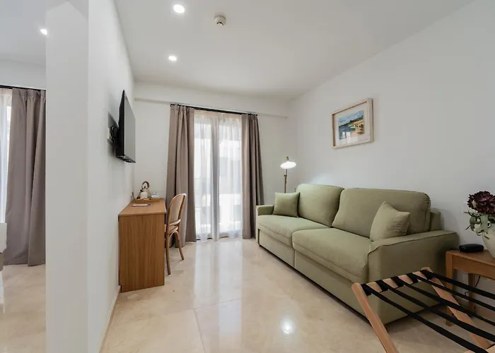 Hotel Boutique Petit Paris