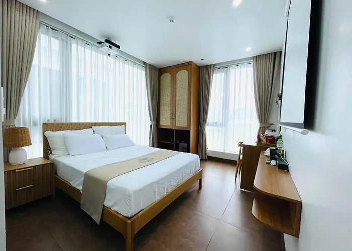 La Mer Cat Ba Boutique Hotel