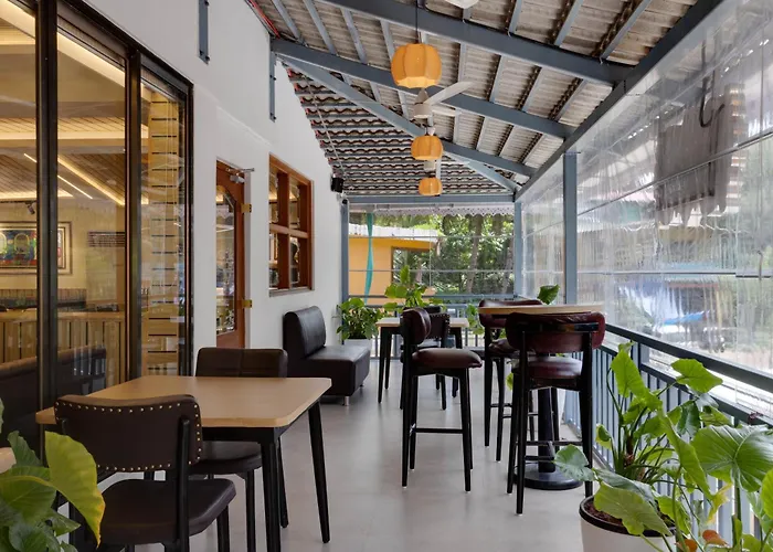 Casa Amarilla Hotel