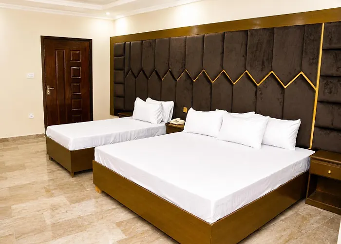 New Elegant Hotel
