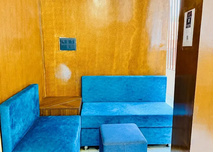 Hotel Gurukripa Palace