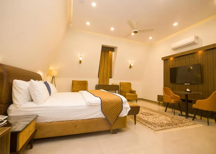Clarence House Jhelum