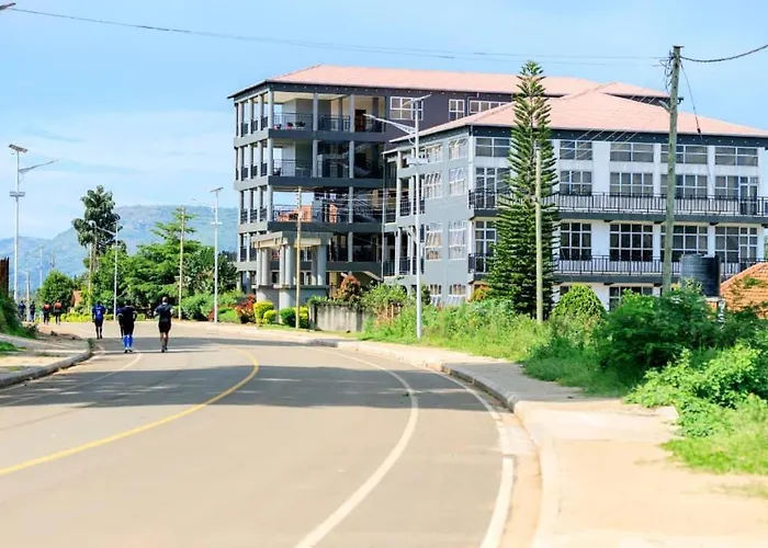Thehoimaresorthotel