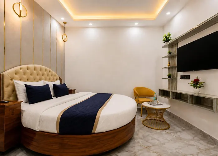 Hotel Royal Grand Near Chandigarh Railway Station