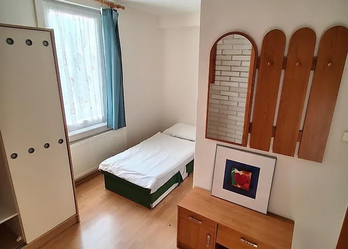 Private Chat In A Private Room With Privacy