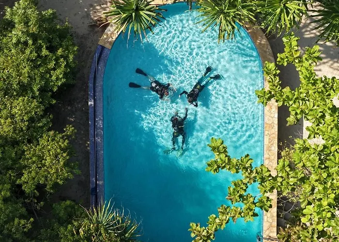 Emayani Beach Lodge