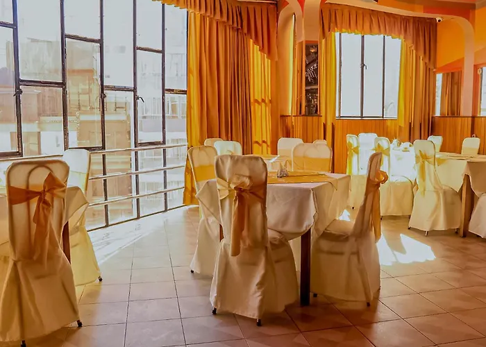 Hotel Monarca