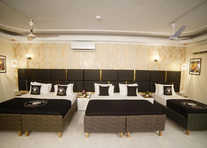 White Shell Hotel