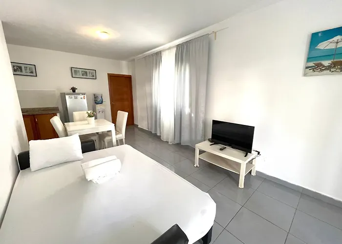 Vacation Hotel - Bavaro Beach Club - Wifi - Parking - Tropicana Suites Studios - Spa