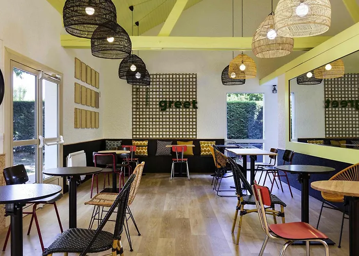 Greet Hôtel Villeneuve la Garenne - rénové