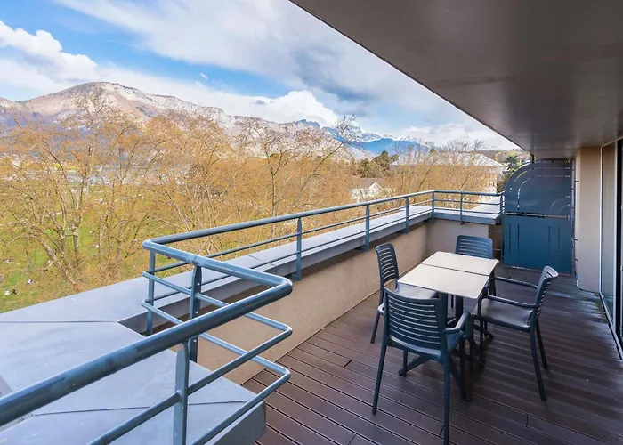 Le Splendid Hotel Lac D'Annecy - Handwritten Collection