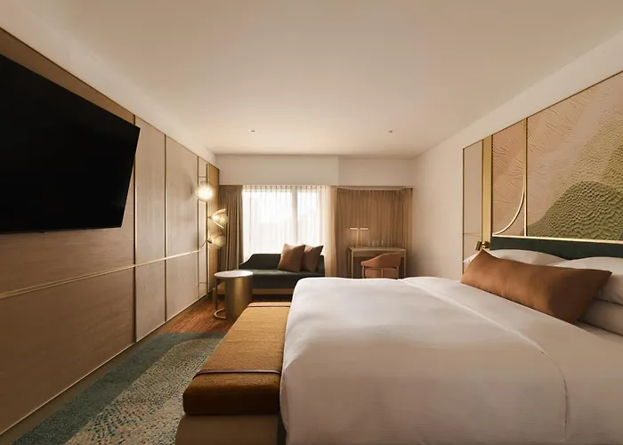 Amora Hotel Adelaide