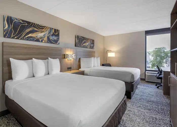 Surestay Plus Hotel By Best Western Chicago Lombard