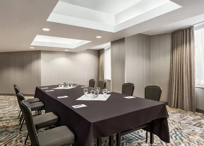 Crowne Plaza Seattle - No Resort Fee - Newly Renovated Ihg Hotel