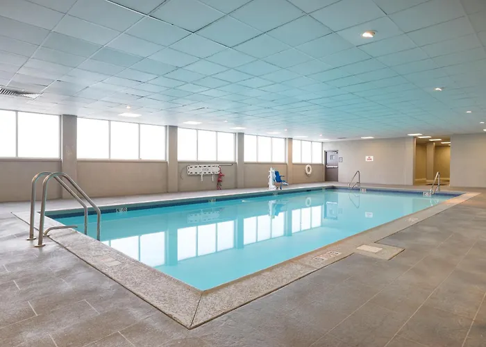Cottonwood Airport & Expo Hotel Louisville