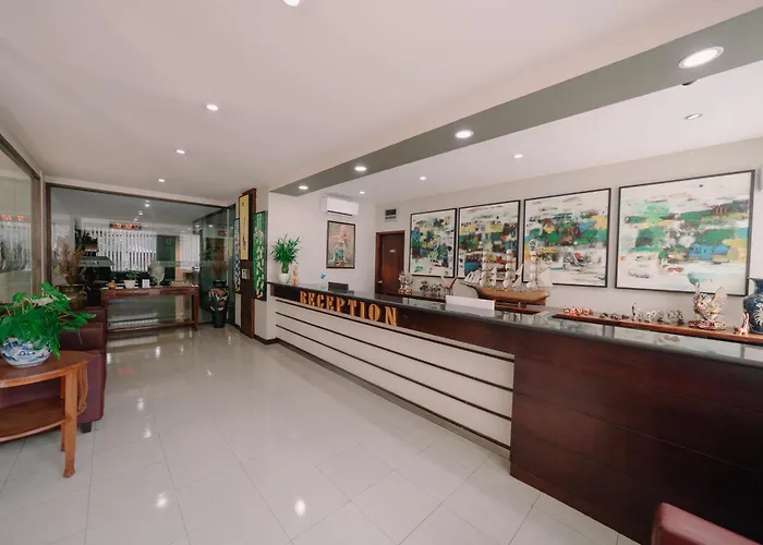 Grand Santhi Hotel