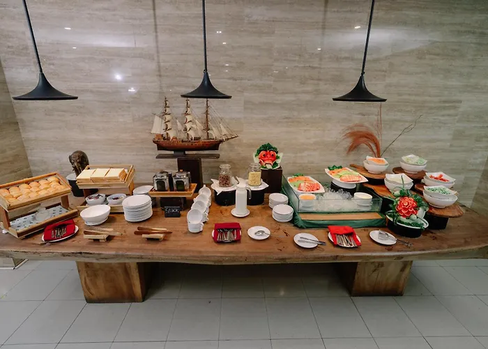 Grand Santhi Hotel