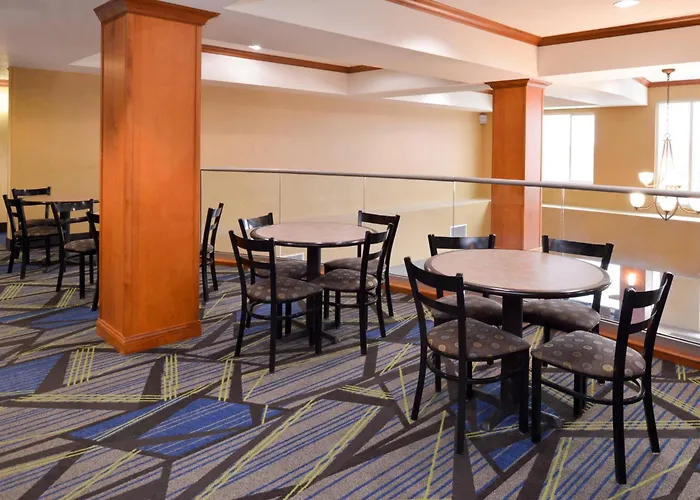 Holiday Inn Express & Suites Nampa - Idaho Center By Ihg