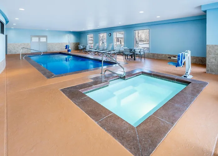 Holiday Inn Express Hotel & Suites Lander By Ihg