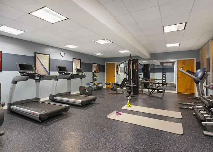 Best Western Premier Plainview-Long Island Hotel