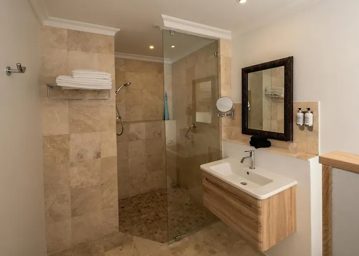 Schulphoek Seafront Boutique Hotel