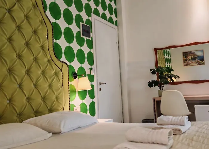 Hotel George