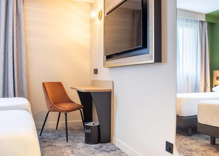 Brit Hotel Cahors Centre - Le Valentre