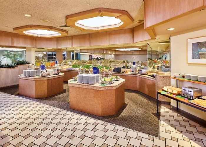 Ala Moana Honolulu By Mantra