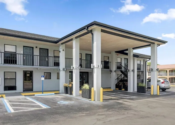 Clarion Pointe Alachua - Gainesville Area