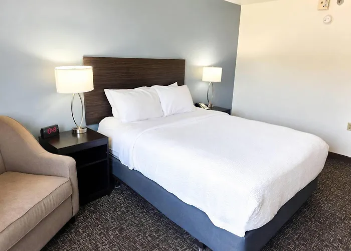 Sleep Inn & Suites Near Spirit Mountain