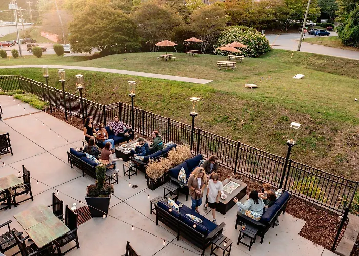 Lantern Lodge Asheville Biltmore Village