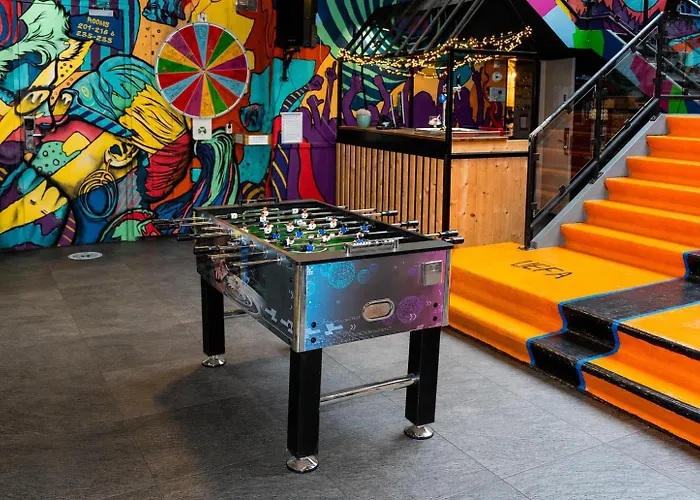 Amsterdam Teleport Hotel - Free Parking