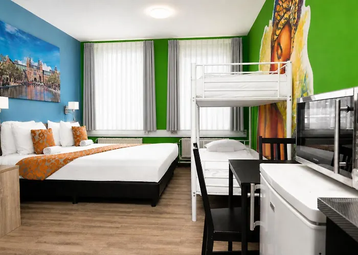 Amsterdam Teleport Hotel - Free Parking