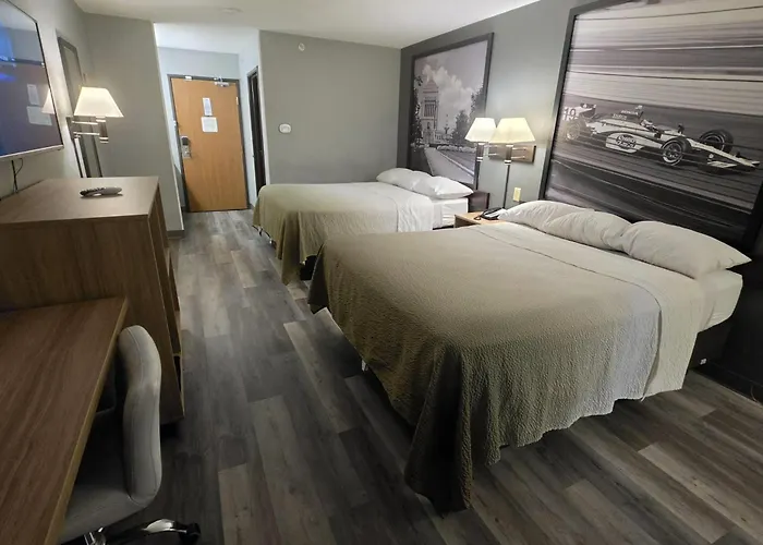 Super 8 By Wyndham Cloverdale In