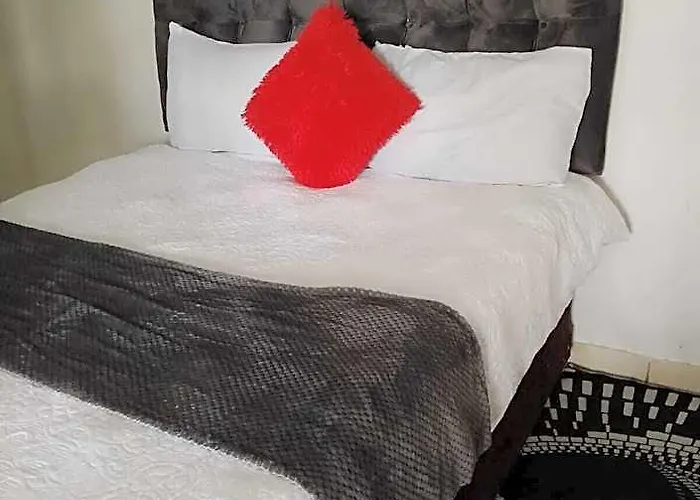 0688429688 Guest House Mafikeng