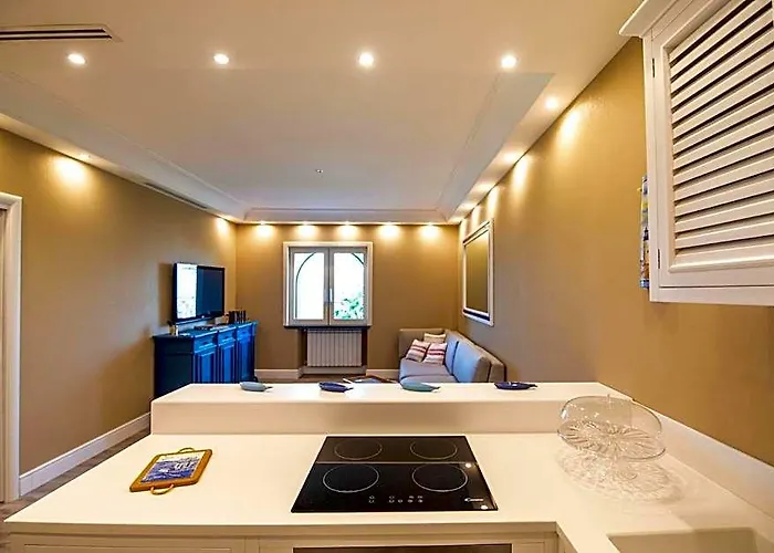 Le Fratte Luxury Home