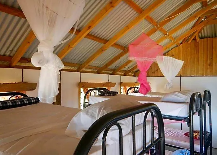 Naqalia Lodge