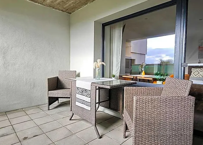 Cjs Apartments - Chill Or Drive Am Nuerburgring, New Box Spring Beds, New Furniture, Free Parking, Wlan, Tv-Streaming, Quiet Location