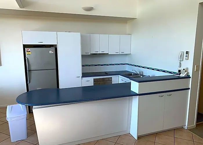 Aqua Promenade Beachfront Holiday Apartments