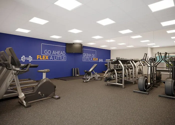 Holiday Inn Express & Suites Dania Beach - Airport Area