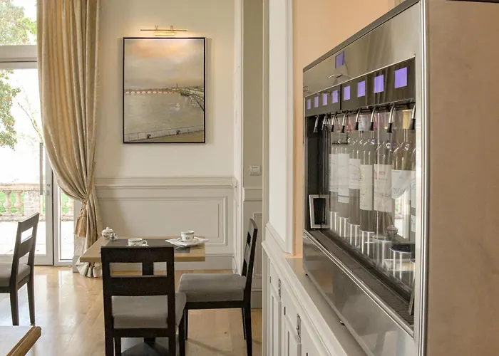 Château Grattequina Hôtel