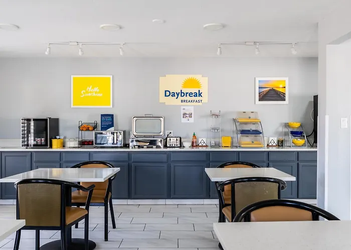 Days Inn By Wyndham Granbury